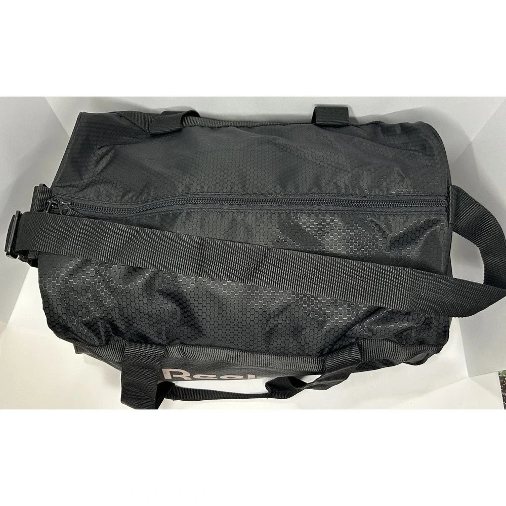 Reebok Duffel Bag Sports Gym Lightweight‎ Black With Rose Gold Logo